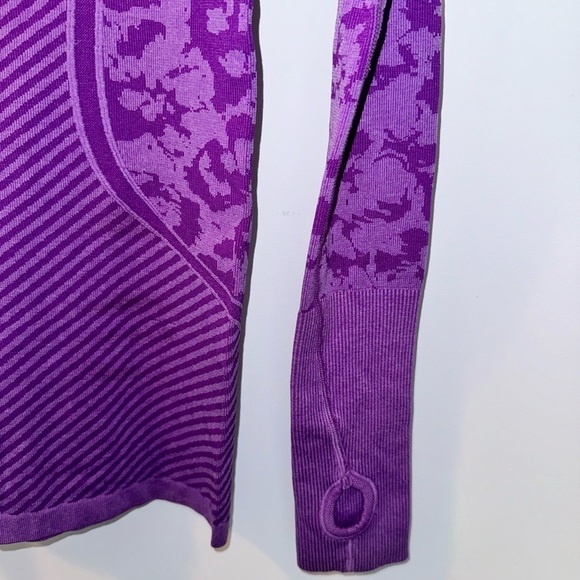Lululemon Swiftly Tech Long Sleeve Crew
Heathered Tender Violet Size 4 - Picture 3 of 6